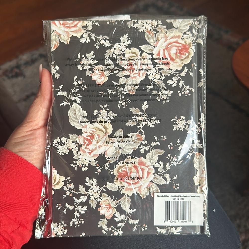 Stone Cold Fox Hardback Notebook - Picture 2 of 2